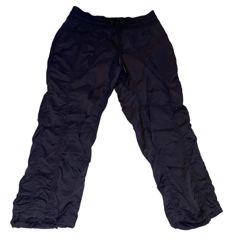 Women's The North Face Black Capri Pants Size Small Elastic Waist Drawstring